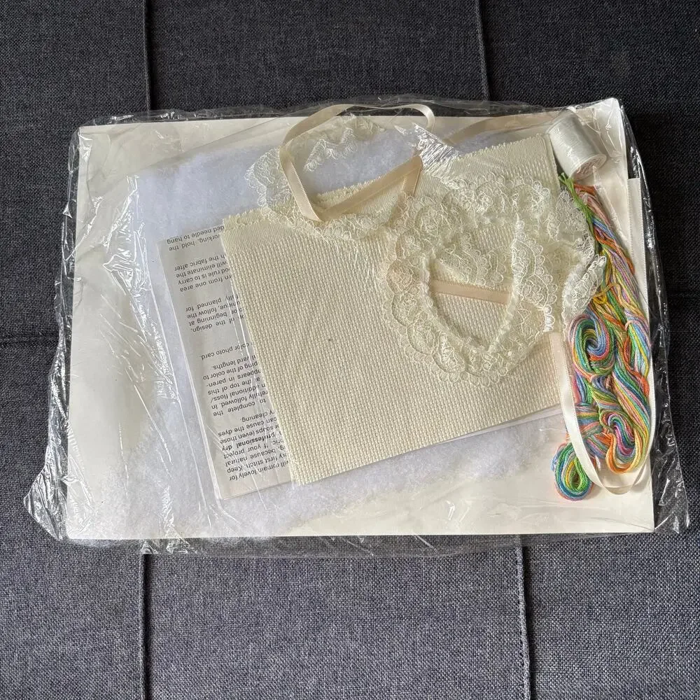 Nap Time Door Hanger Vintage Counted Cross Stitch Kit The Creative Circle - 1988
